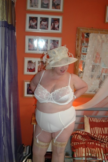 British BBW Chris 44g dons a big hat in her underthings and nylons