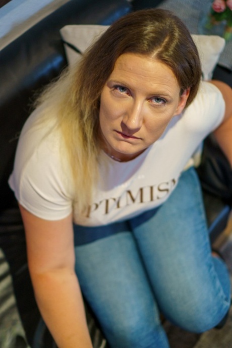 Older fatty Julia Winter models denim jeans before having POV sex 61637471