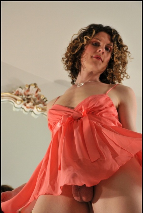 Delia TS performed by Delia TS Hot Porn 76966204