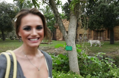 Hot pornstar with small tits Tori Black is fucking hardcore in the ass 95086288